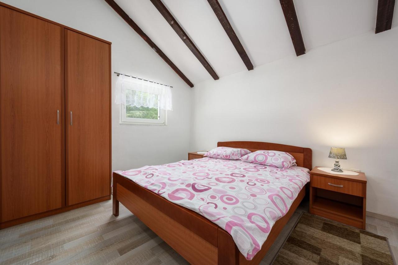 Amore House With Apartment Umag Exterior foto