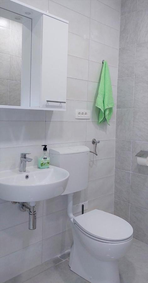 Amore House With Apartment Umag Exterior foto