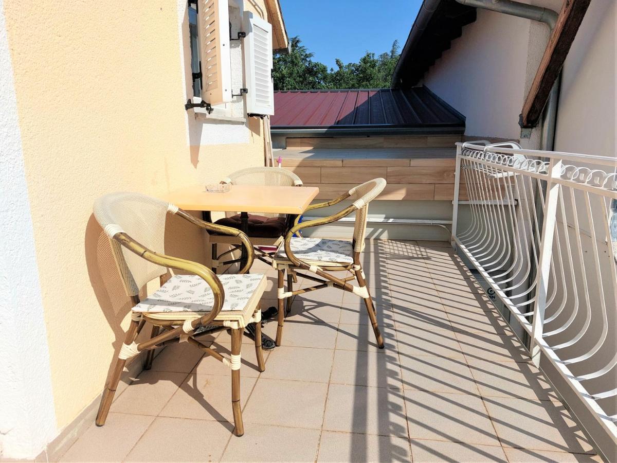 Amore House With Apartment Umag Exterior foto
